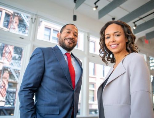 شرکت سهامی خاص کنترل را در دست می گیرد