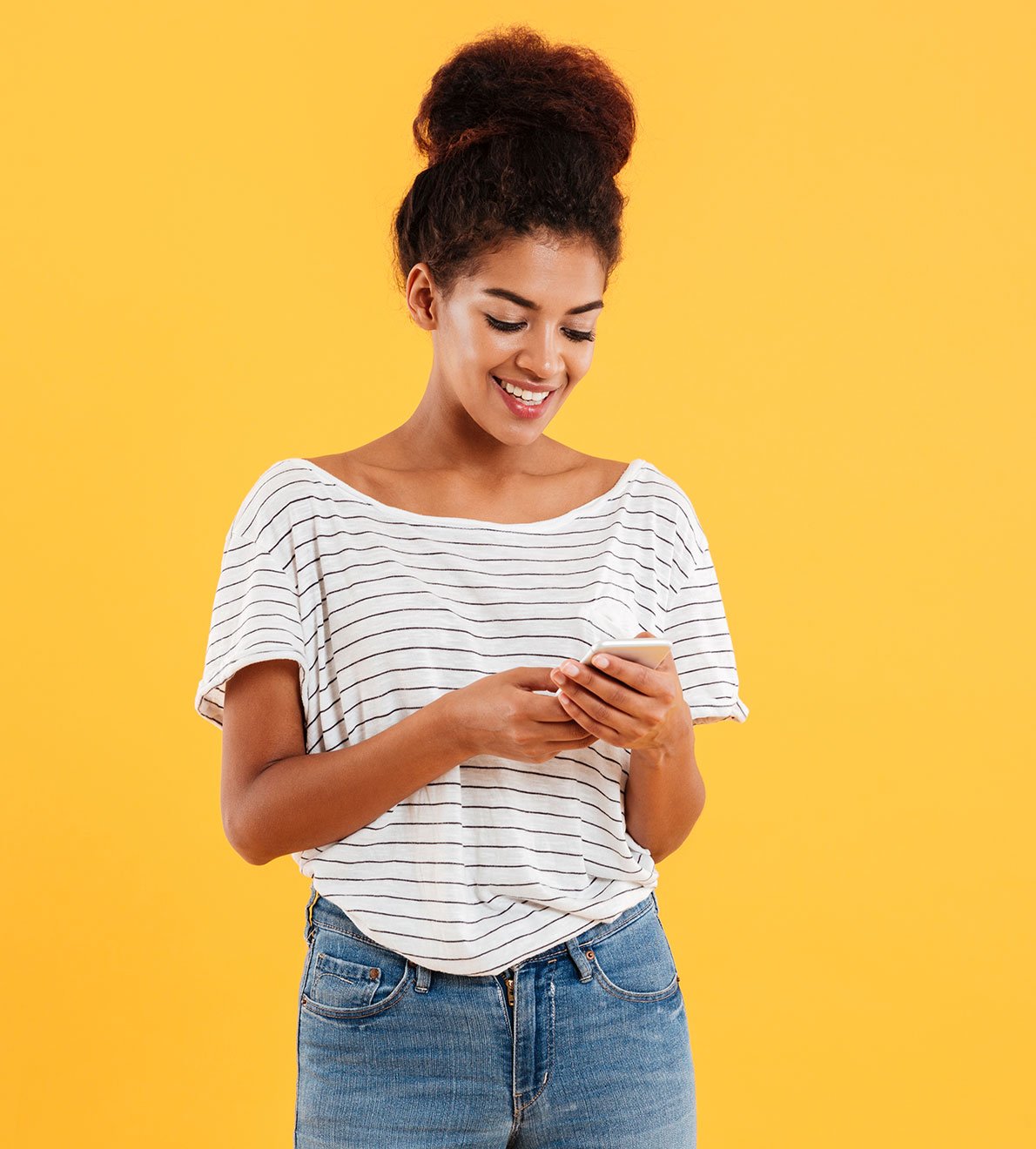 Smiling woman on phone blog-1